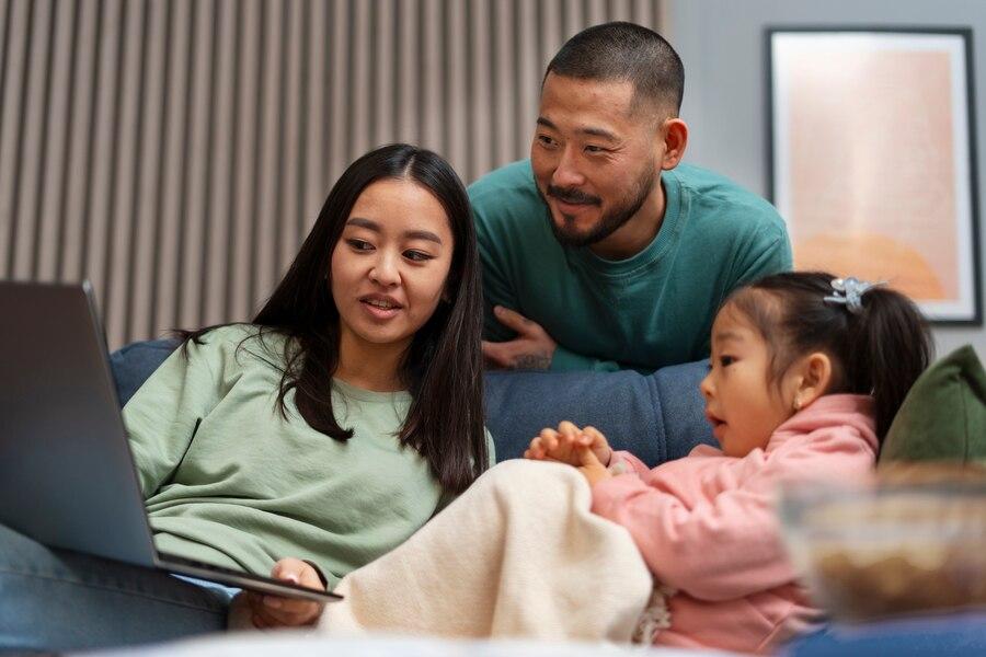 AccuTranslate USCIS Services cover image - family picture